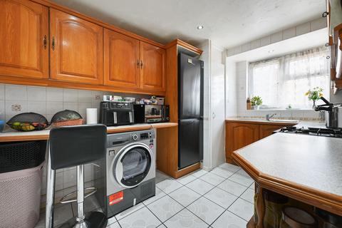 undefined, Swan Road, Southall, UB1