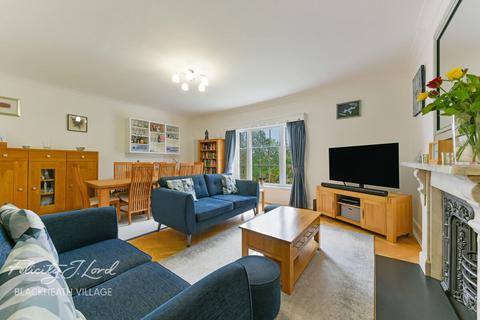 3 bedroom apartment for sale, Blackheath Park, London SE3