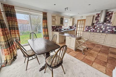 4 bedroom detached bungalow for sale, HORSELL