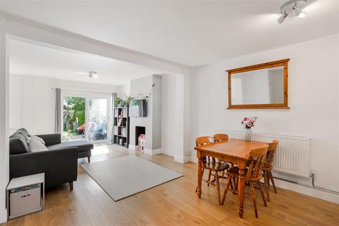 3 bedroom terraced house for sale, Horton Hill, Epsom