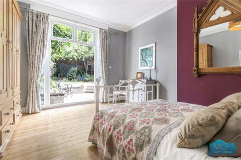 2 bedroom apartment for sale, Colney Hatch Lane, London, N10