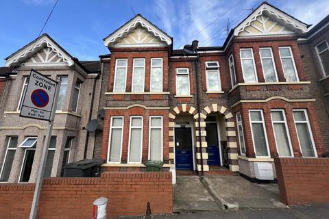 High Town Road, Luton LU2
