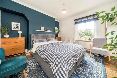 1 bedroom flat for sale, Lewisham Way, London SE14