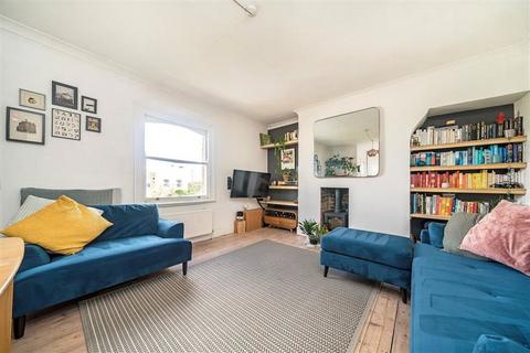 1 bedroom flat for sale, Lewisham Way, London SE14