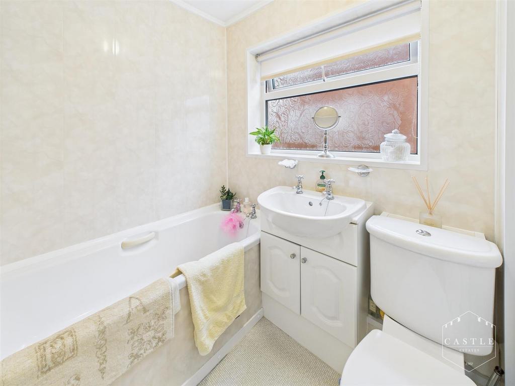 Family bathroom