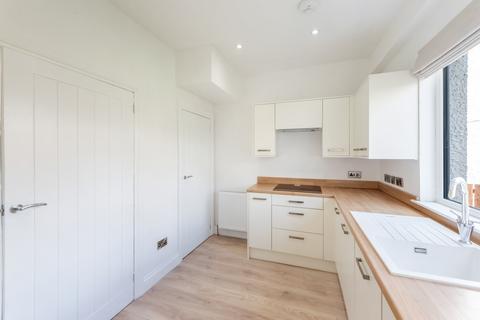 13 Maxton Road, Crieff, PH7 3JX