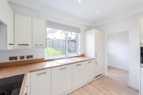 13 Maxton Road, Crieff, PH7 3JX