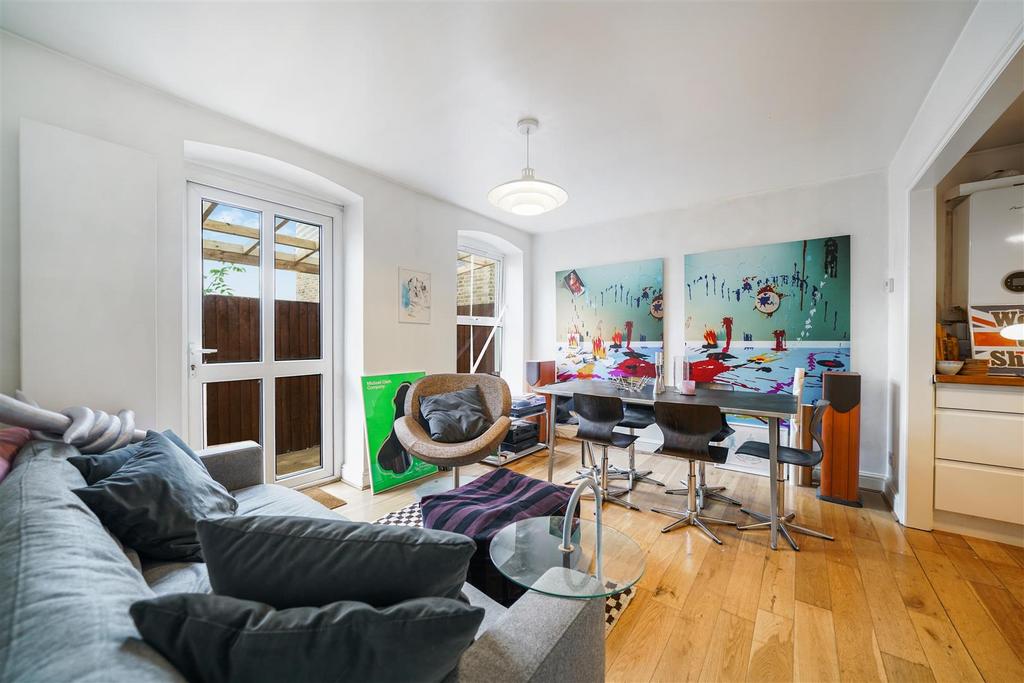 Flat 1, The Foundry - 2 HBHted Hyo Jv Dt LINPYx.jpg