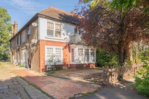 undefined, Mitcham Park, Mitcham, CR4