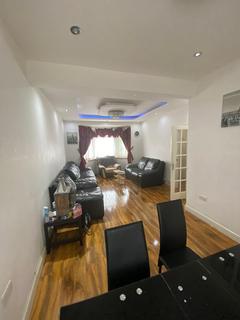3 bedroom house share to rent, Cranborne Road,  Barking, IG11