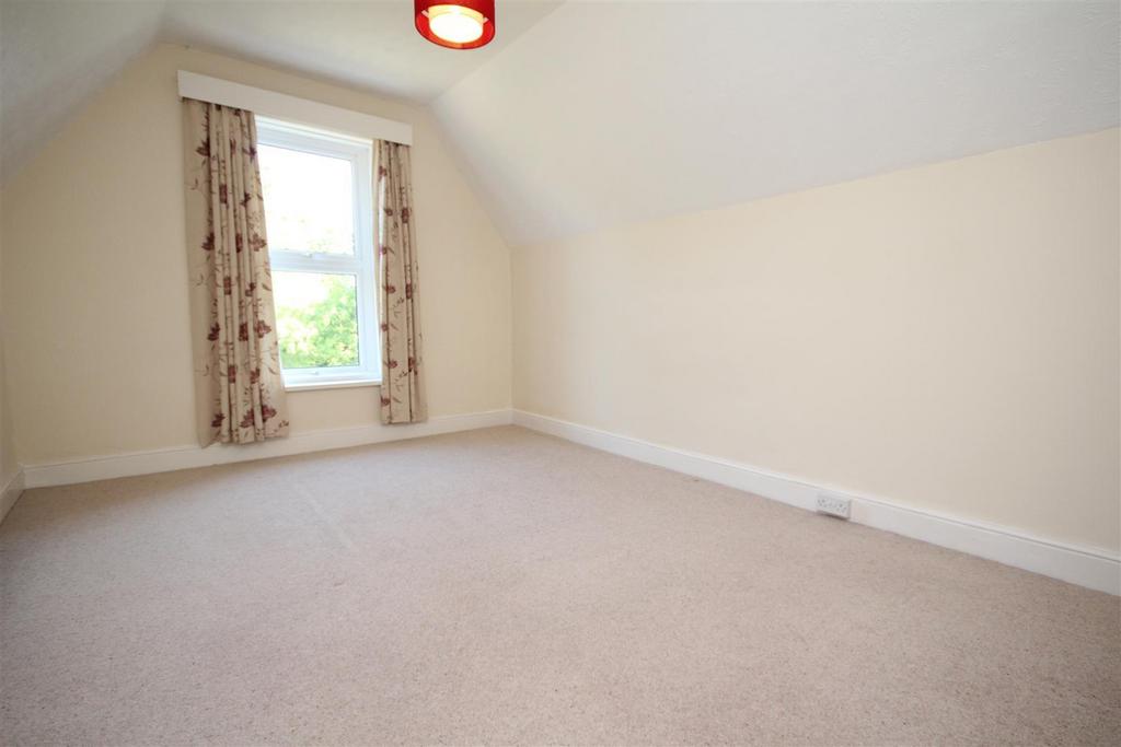 Bedroom 2.jpg