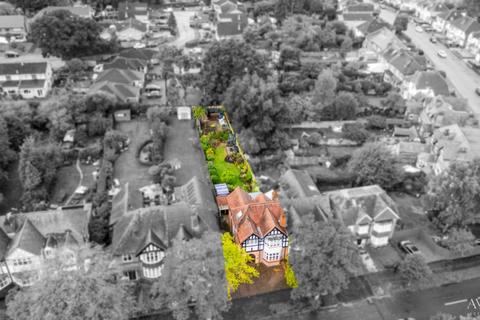 Hazelhurst Road, Kings Heath, Birmingham, West Midlands, B14 6AG