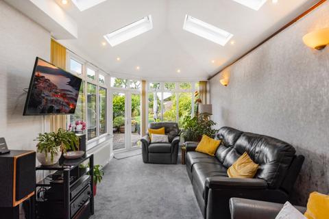 4 bedroom semi-detached house for sale, Hazelhurst Road, Kings Heath, Birmingham, West Midlands, B14 6AG