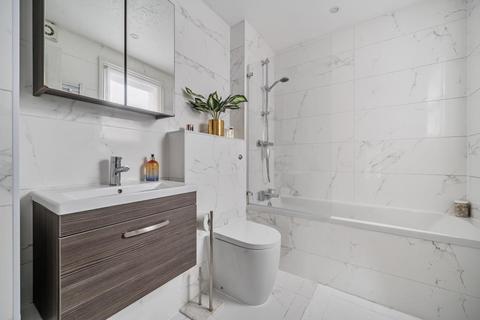 3 bedroom flat for sale, Henley on Thames,  Oxfordshire,  RG9