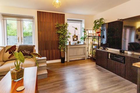 4 bedroom detached house for sale, York Road, Telford TF2