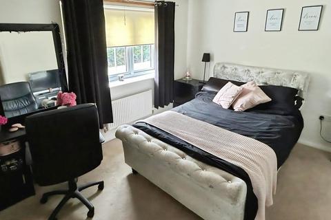 3 bedroom terraced house for sale, Jarrow Court, Gainsborough