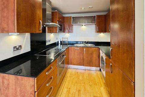 2 bedroom apartment for sale, Magellan House, Armouries Way