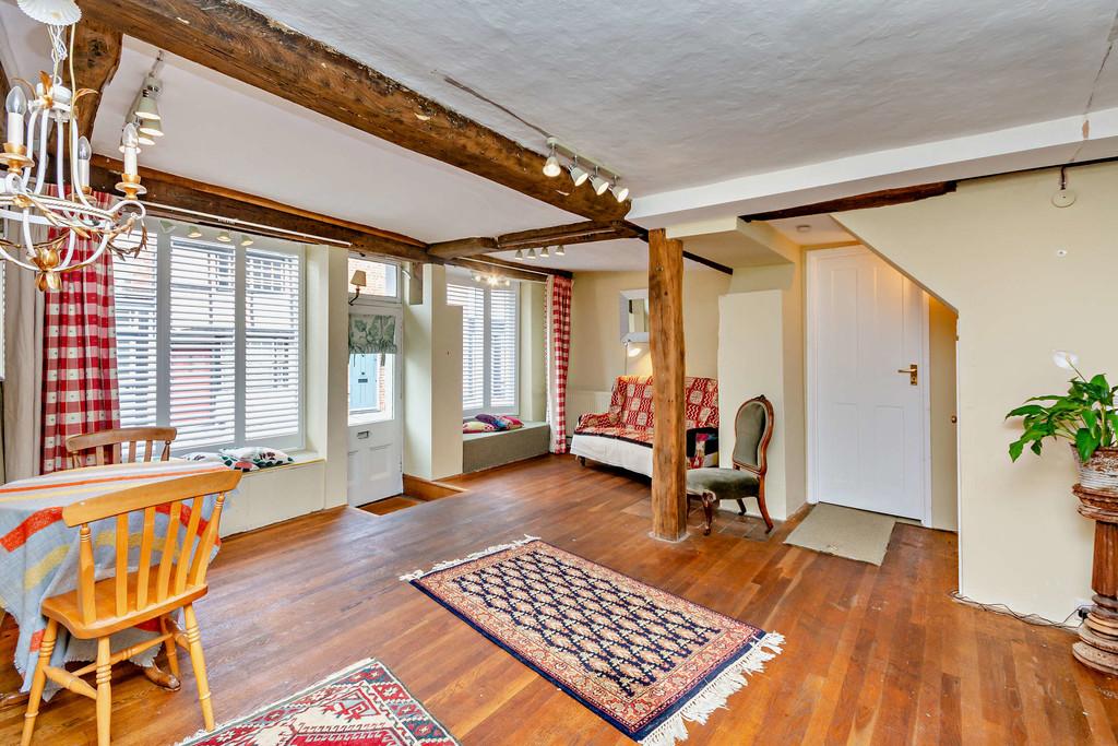 8663388-interior10-800