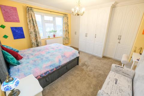 19 Ravensbury Road, Orpington, BR5 2NR