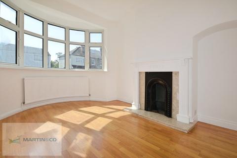 3 bedroom terraced house for sale, Hersham Road