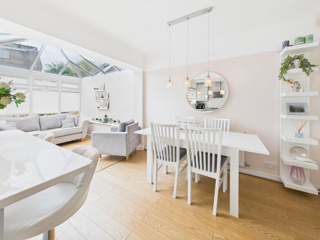 Cam02854 g0 pr0441 still020