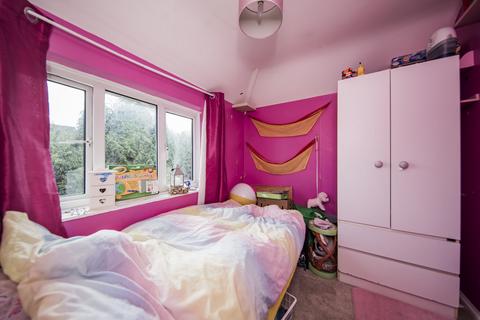 10 Wealden Close, Crowborough, TN6 2ST