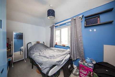 10 Wealden Close, Crowborough, TN6 2ST
