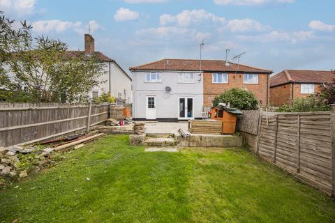 10 Wealden Close, Crowborough, TN6 2ST
