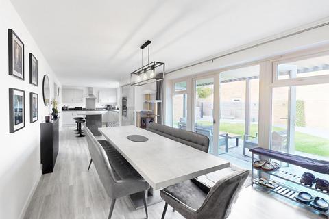 4 bedroom detached house for sale, Malham Drive, Harrogate