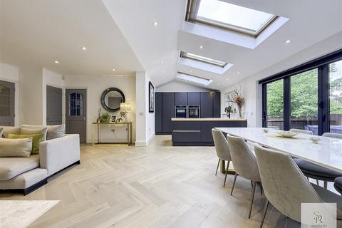 5 bedroom detached house for sale, Hyde Lane, Hemel Hempstead HP3