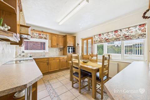 3 bedroom detached bungalow for sale, Churchill Close, Ashby-de-la-Zouch