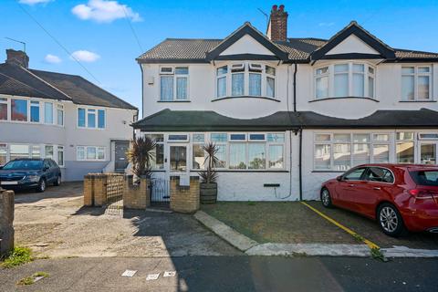 Headley Avenue, Wallington