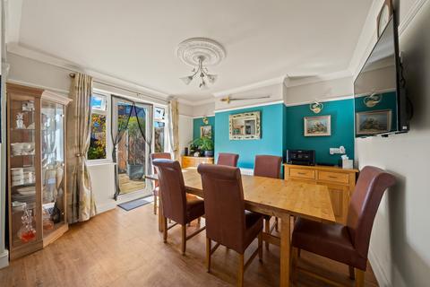 undefined, Headley Avenue, Wallington