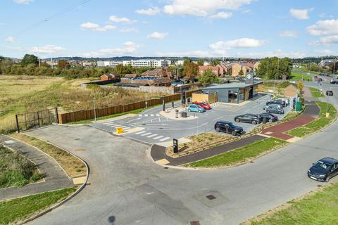 Retail property (high street) for sale, 100 Sir Henry Lee Crescent Aylesbury HP18 0YR