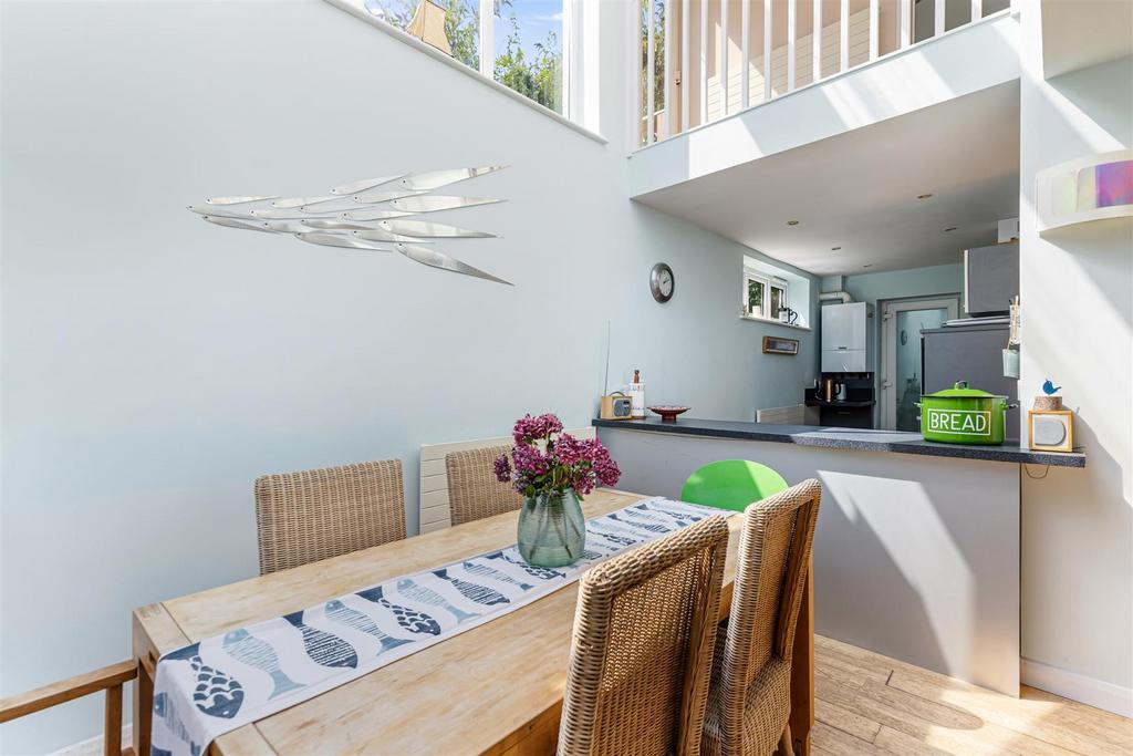 A10 - Bluebird Cottage, Dittisham, The Level - 250