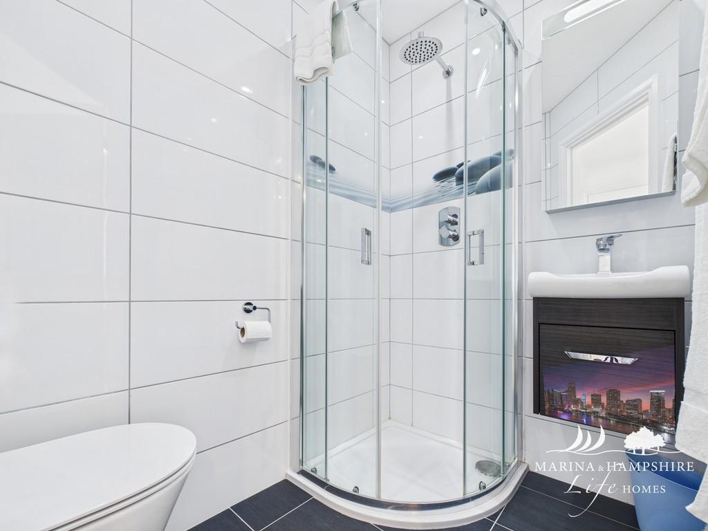 Cam03915 g0 pr0019 still020