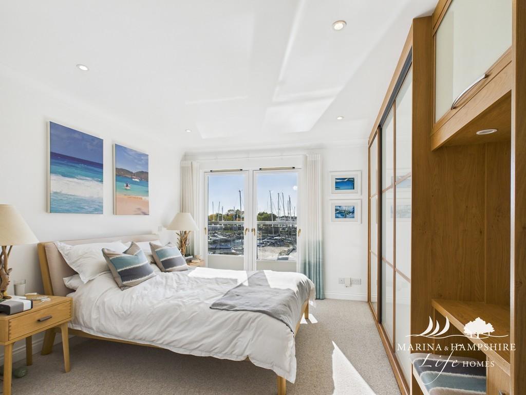 Cam03915 g0 pr0019 still021