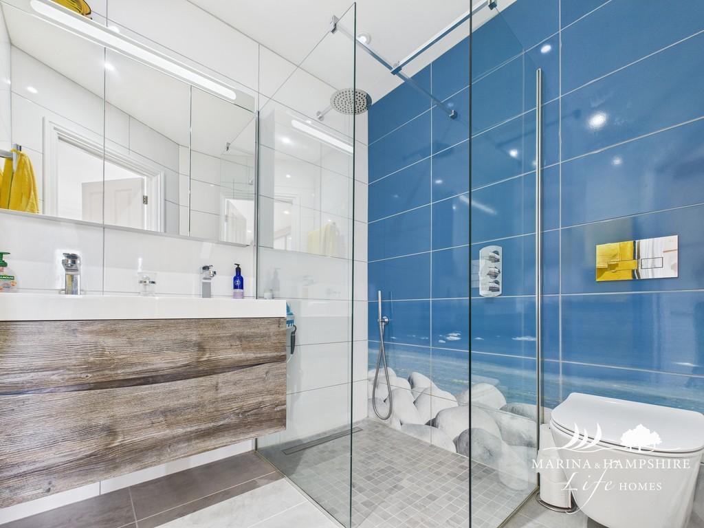 Cam03915 g0 pr0019 still022