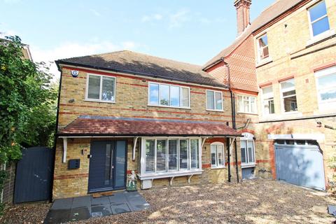 4 bedroom semi-detached house for sale, Kingswood Road, Shortlands, Bromley, BR2