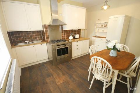 2 bedroom cottage to rent, Claypath, Durham DH1