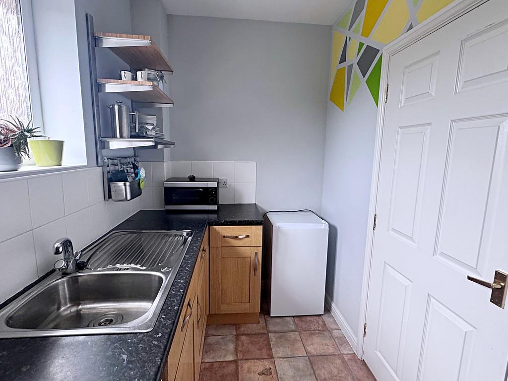 Kitchen Further View