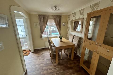 2 bedroom mobile home for sale, Woodbine Close, Waltham Abbey