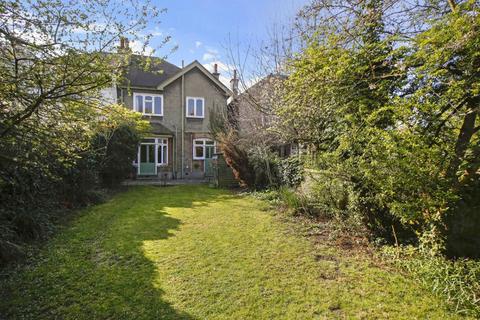 undefined, Woodbourne Avenue, London SW16