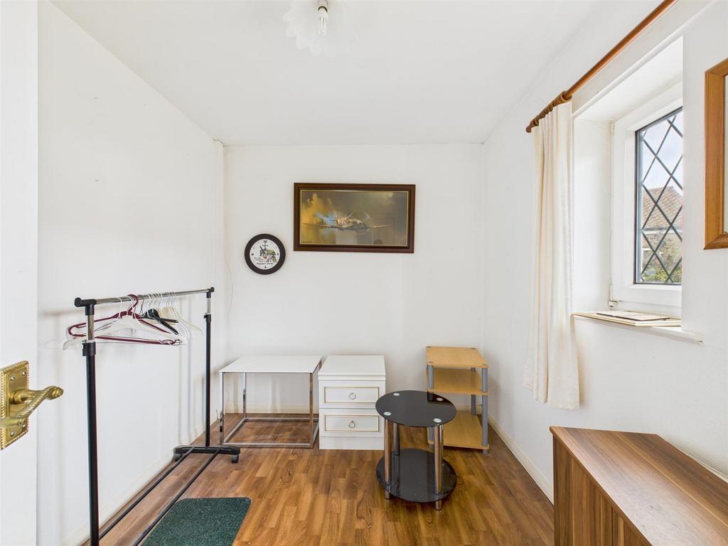 Bedroom:
