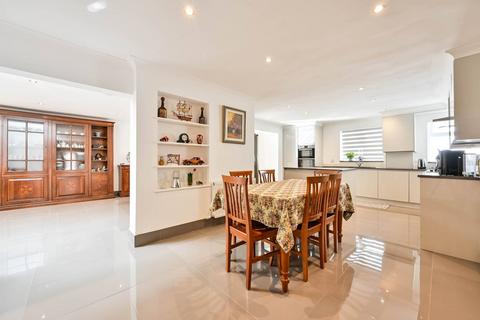 5 bedroom detached house for sale, Connaught Road, Brookwood, Woking, GU24