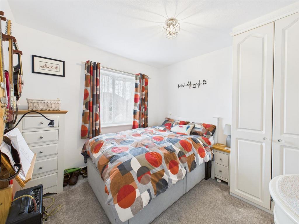 Bedroom: