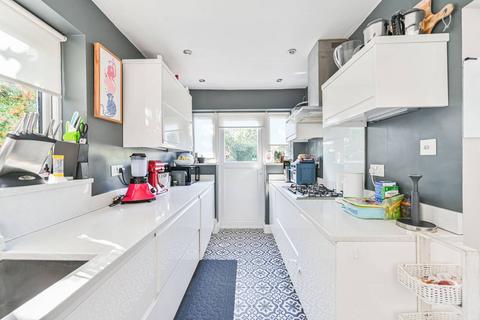 168 Woolacombe Road, London, SE3 8QN