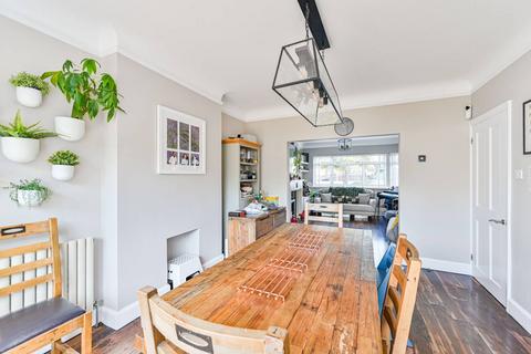 168 Woolacombe Road, London, SE3 8QN