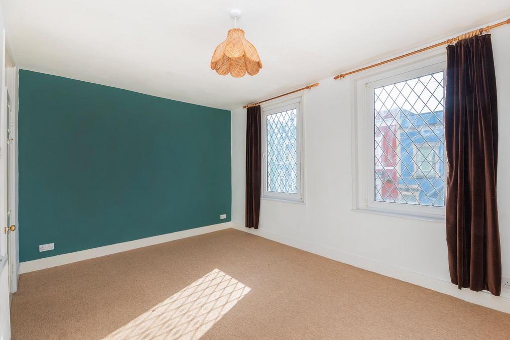 6 S1 CTN- Bedroom E.jpg