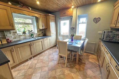 3 bedroom semi-detached house for sale, Ffynnon Dewi, Brecon, LD3